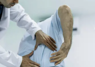 왼쪽 갈비뼈 아래 통증 1