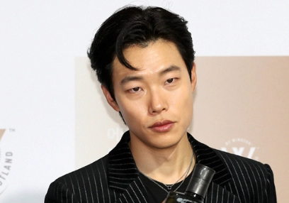 류준열 프로필 나이 고향 학력 인스타 사진전