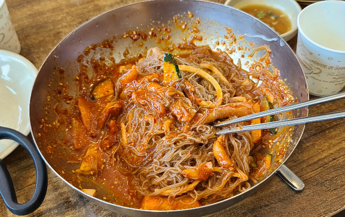 인천 송도 속초코다리냉면 시원한냉면 점심식사 송도맛집 코다리온육수 대기시간 코다리냉면 수육 비빔냉면