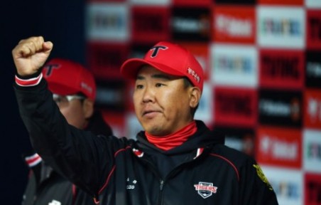 이범호 야구선수 사진