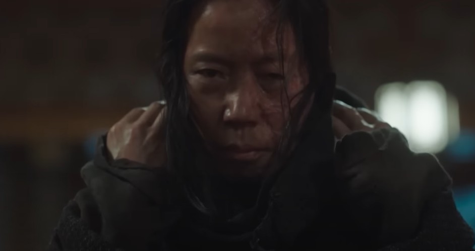 당골네 얼굴로 나타난 왕비..<환혼>