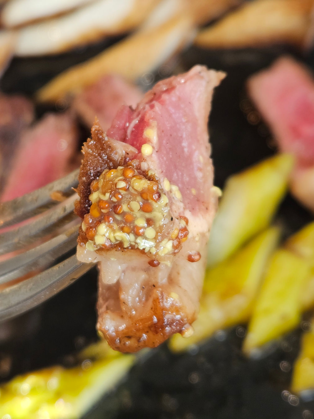 안나의 정원 그릴드목살 스테이크