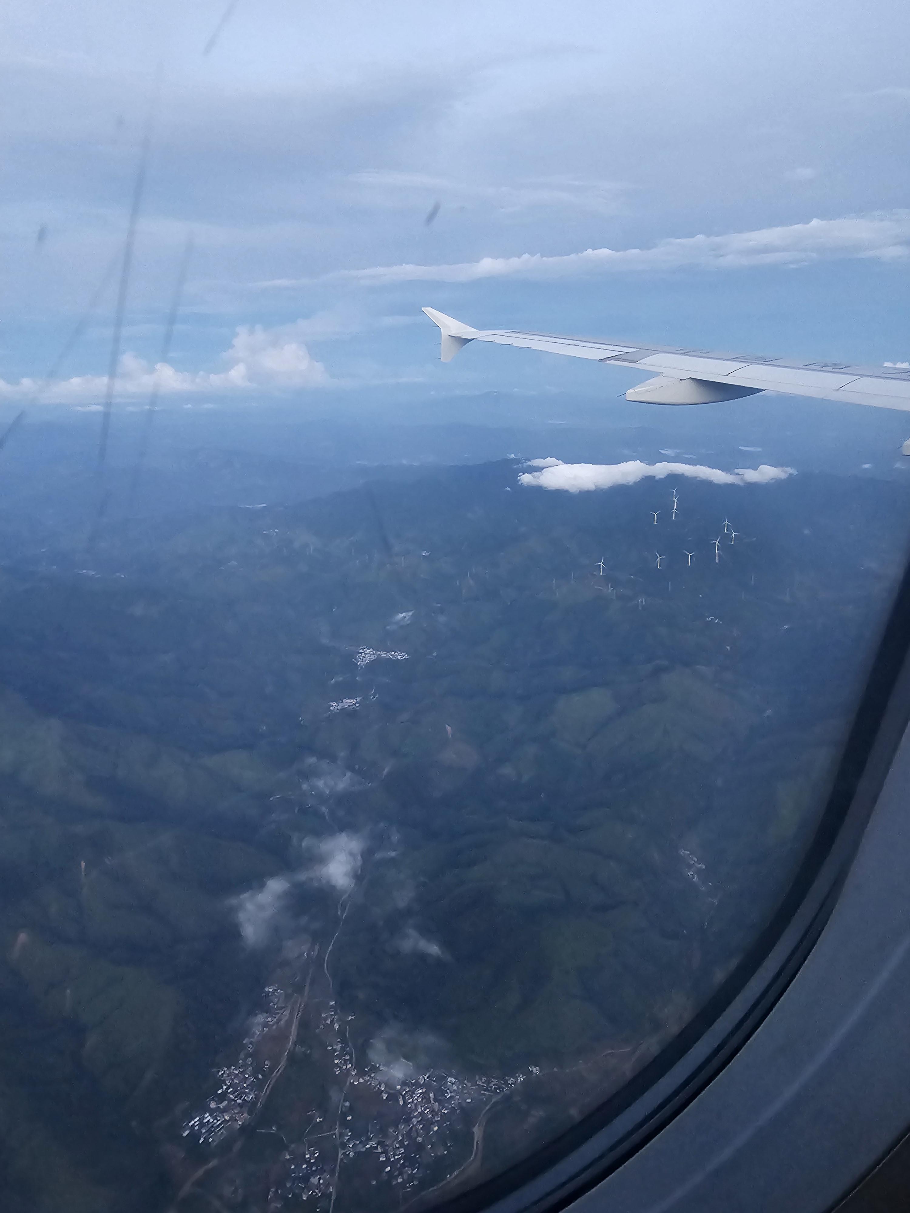 광저우행 비행기 하늘풍경