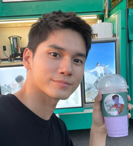 배우 옹성우 프로필 나이 키 MBTI 고향 드라마 강남순