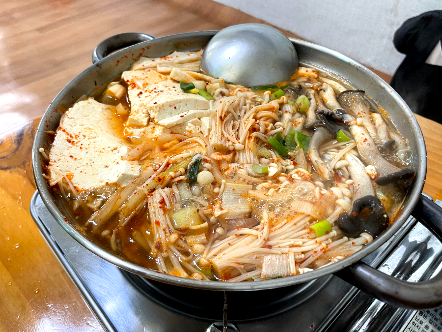 추운 겨울 강원도 철원 한탄강 주상절리길을 당일치기 잔도여행 삼정 콩마을 가마솥 순두부