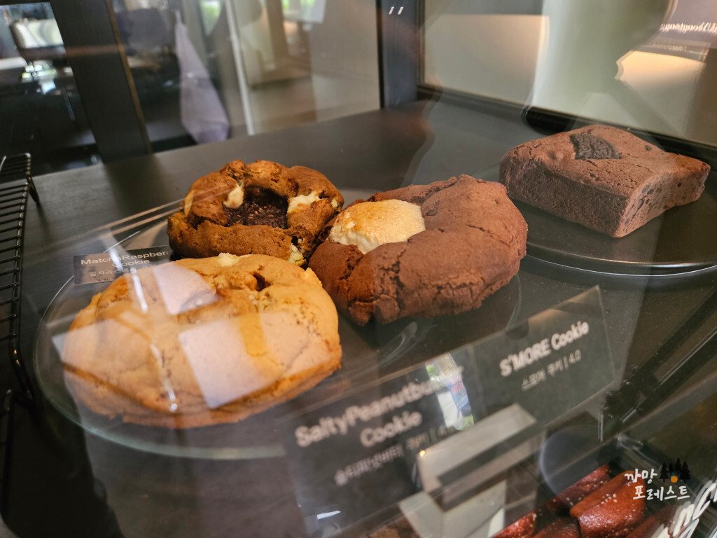 신동 티유티 카페 쿠키