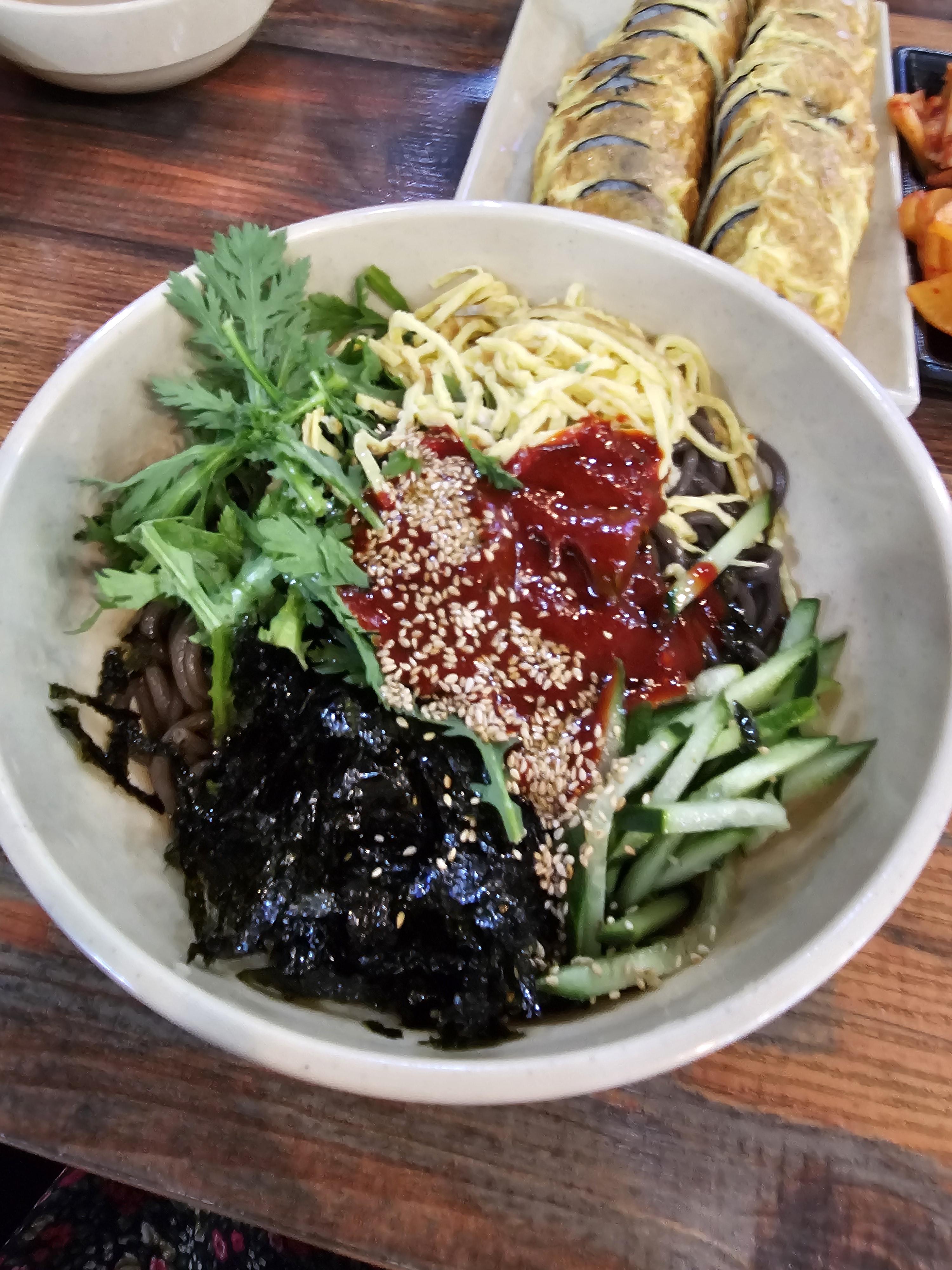 오목골 메밀비빔