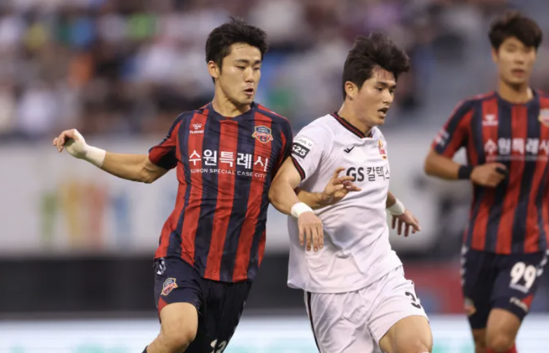 축구선수 이기혁