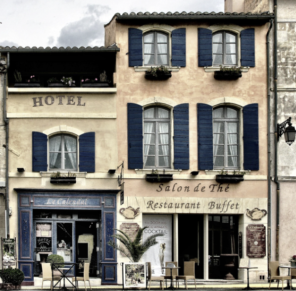 컬러가 매출에 미치는 영향