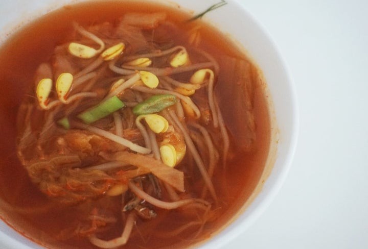 김치콩나물국