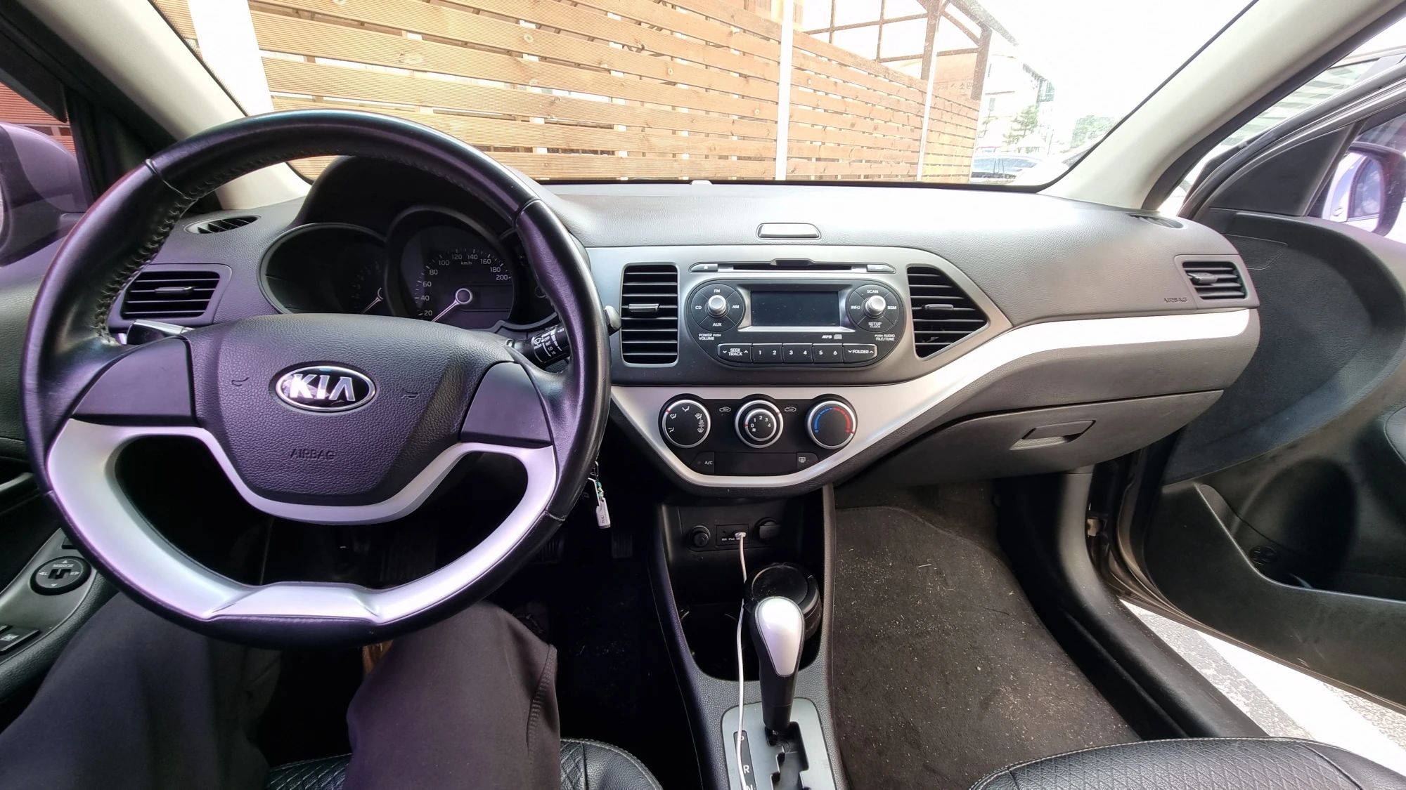 모닝 실내 에어컨필터 위치