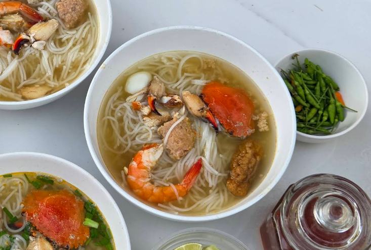 깜란-맛집-게국수-전문점