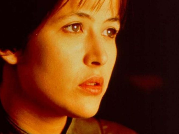 파이어라이트영화OTT,왓챠영화추천,넷플릭스로맨스영화,고전영화추천,소피마르소,파이어라이트후기,OTT검색팁