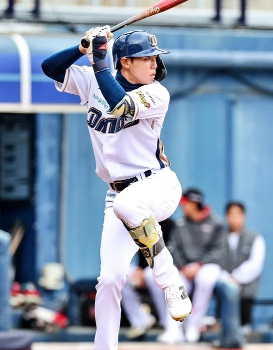 신재인 (NC) &ndash; 신인 타자 최대 기대주