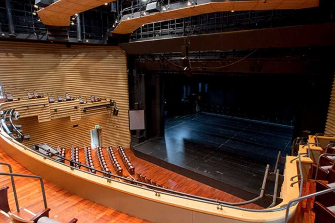 달오름 극장 좌석 시야 2층 f열 23석