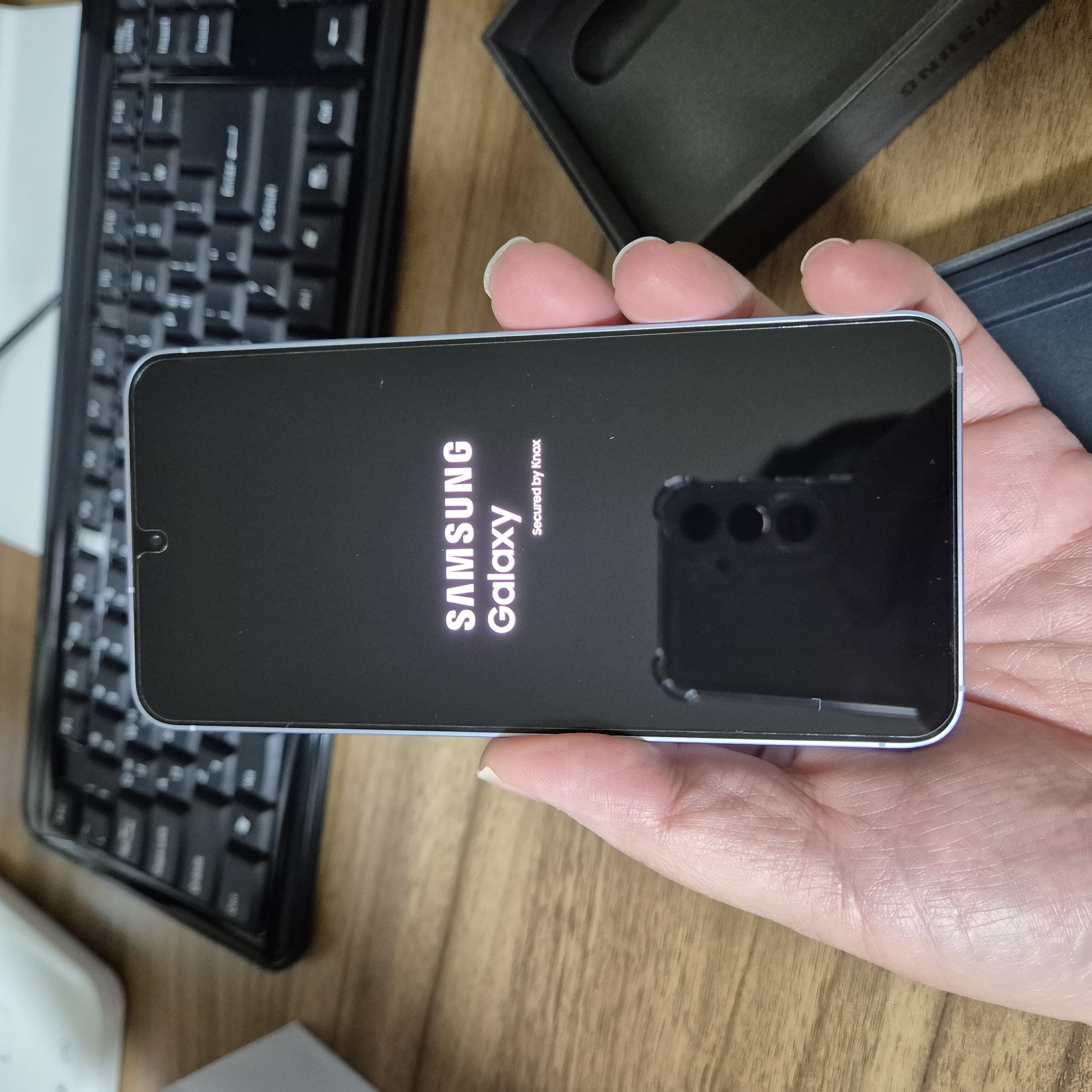 갤럭시 S25 아이스블루 전원ON