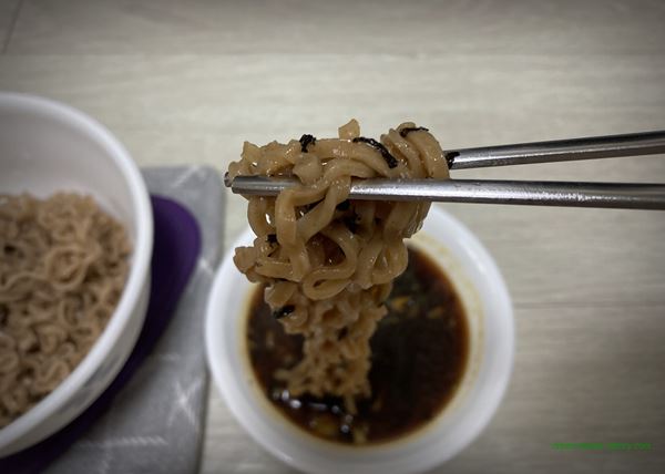 풀무원 자연건면 메밀소바 냉면 라면 (2022년 7월) 찍먹(자루 소바) 조리 후