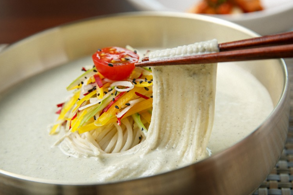 당뇨 환자를 위한 콩국수 섭취 가이드