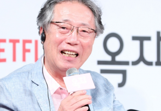 탤런트 변희봉