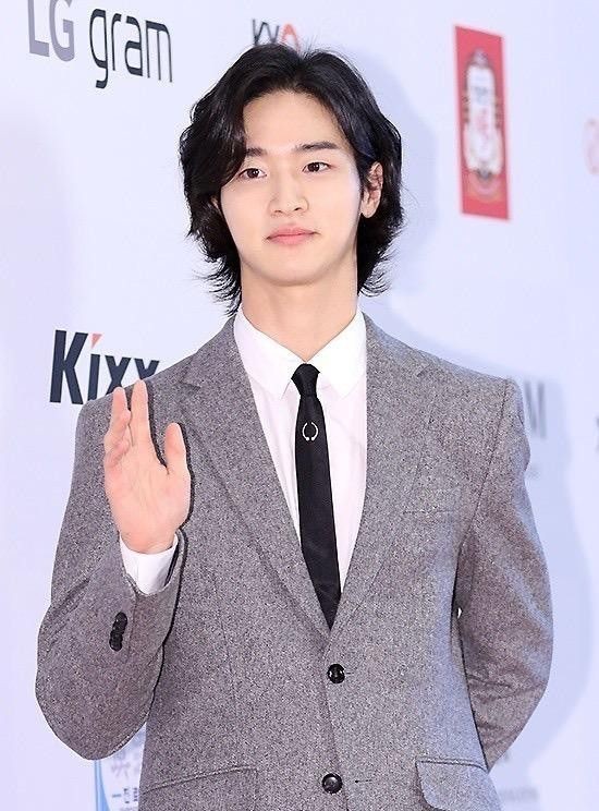 장동윤