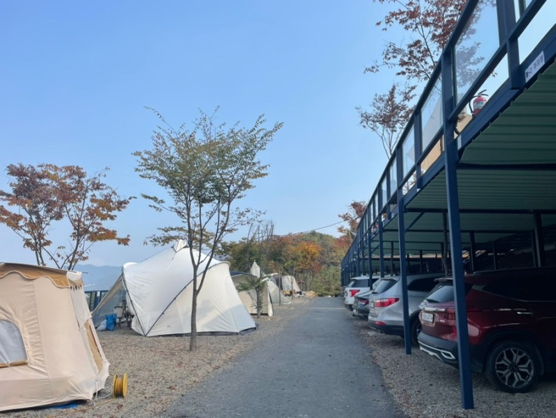 경기도-뷰-좋은-타프존,데크석-캠핑장-캠핑장-추천,-여름-물놀이도-가능한-서울근교-캠핑장