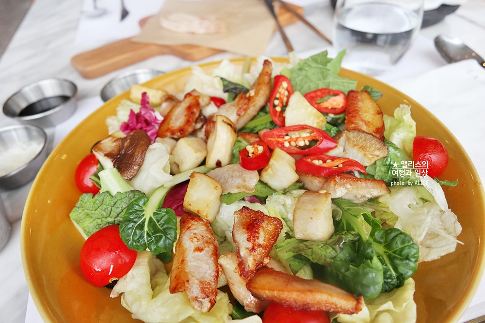 경기도 호캉스 호텔 숲뷰 마운틴뷰 좋은 호텔 추천 라까사 호텔 광명, 라까사 키친