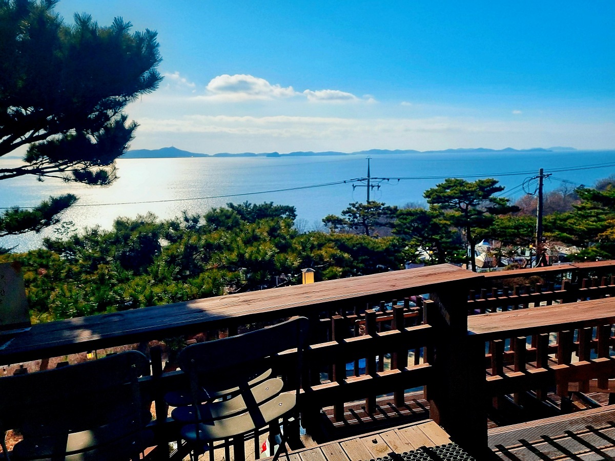 강화도 너머 석모도 노을이 예쁜 탁 트인 오션뷰 카페 &amp;#39;순간의순간&amp;#39;: 비건&amp;#44; 노밀가루 디저트&amp;#44; 무료 쿠폰