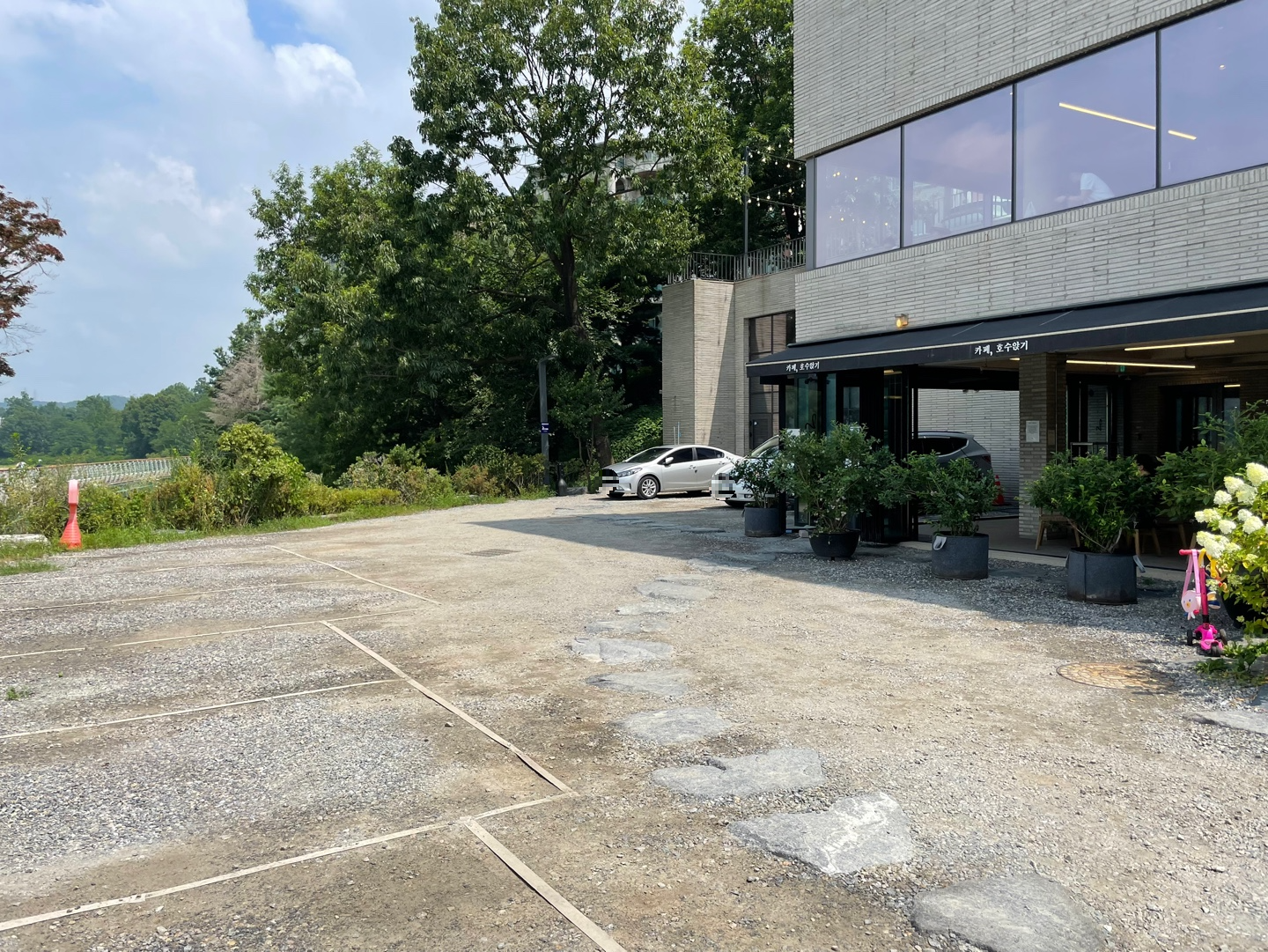 용인 기흥 호수앉기 대형 베이커리 카페