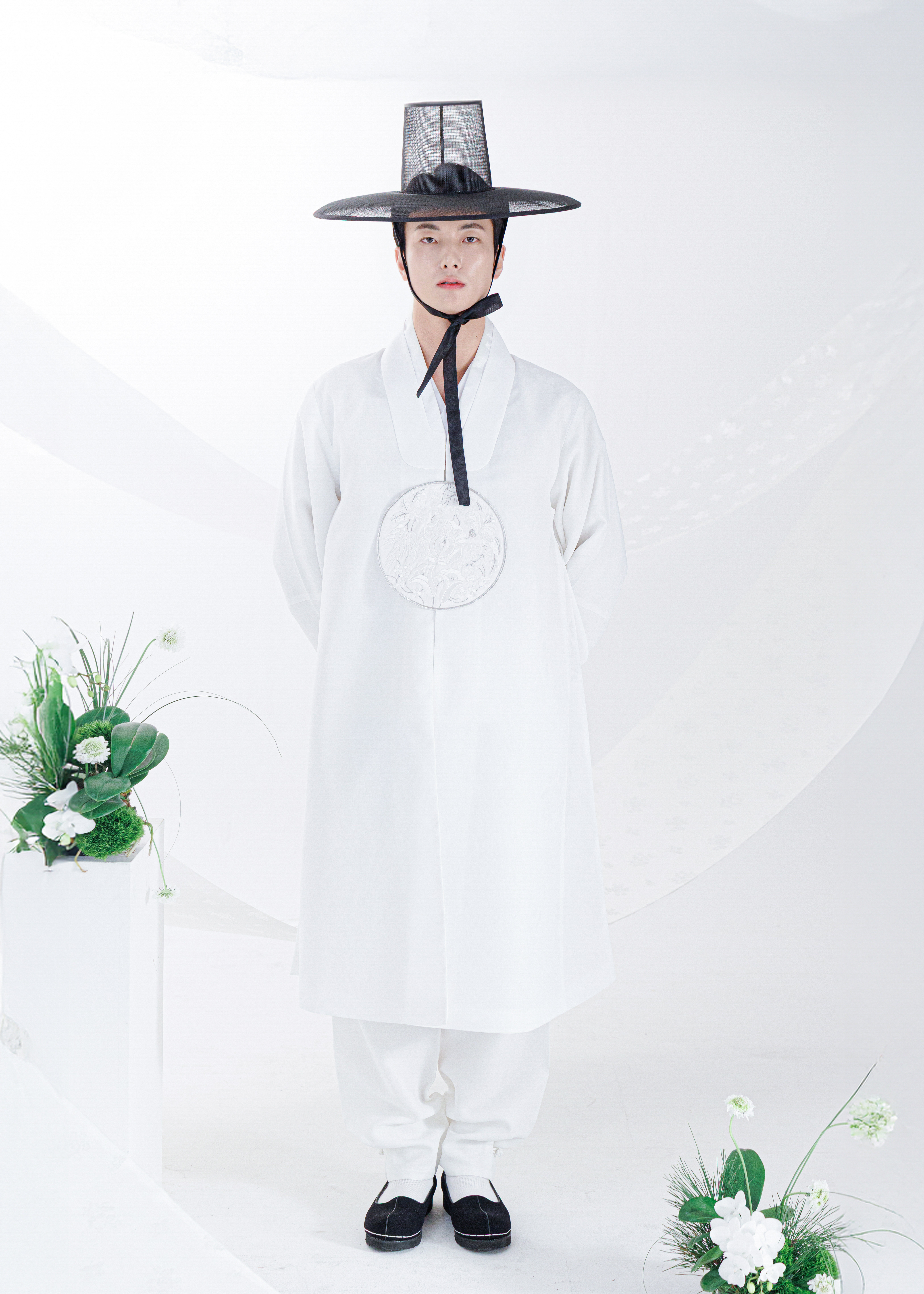 천안 프로필사진 순백스튜디오 — 남자 한복 프로필 사진 후기 2