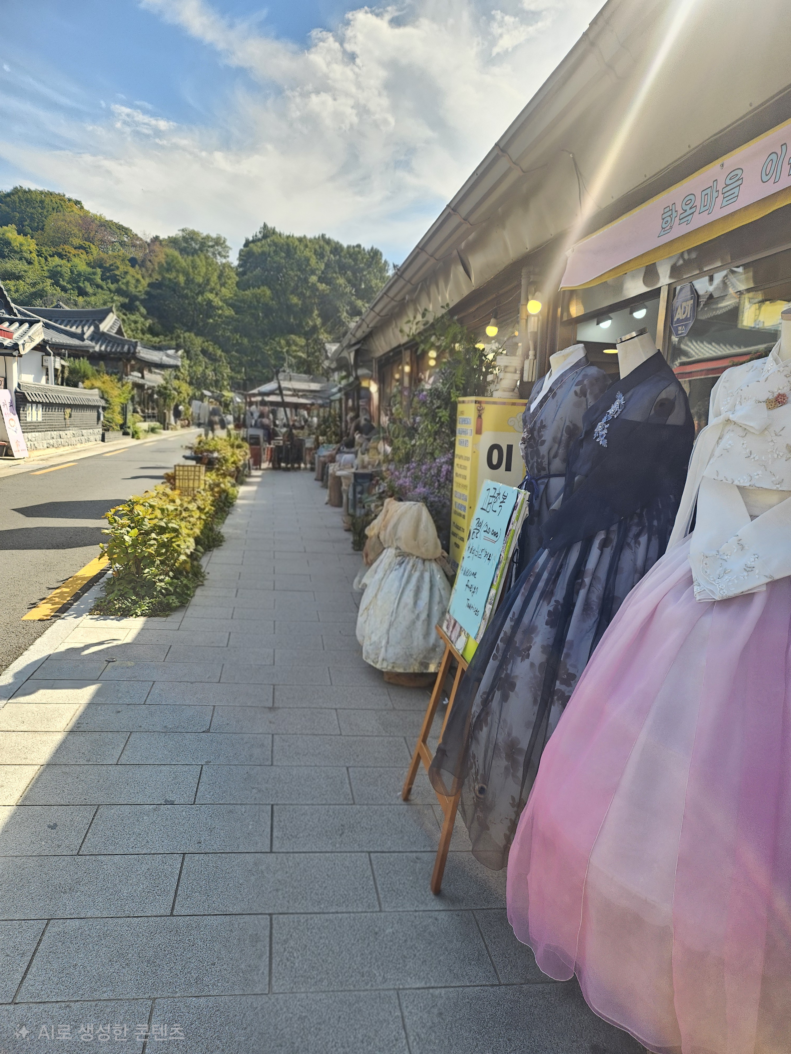 가족과 함께 떠난 전주 한옥마을 여행 🤎 한옥의 아름다움과 예쁜 골목길, 그리고 성당까지