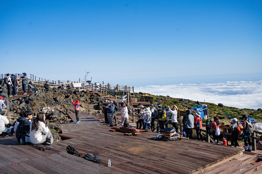 한라산 정상석 대기