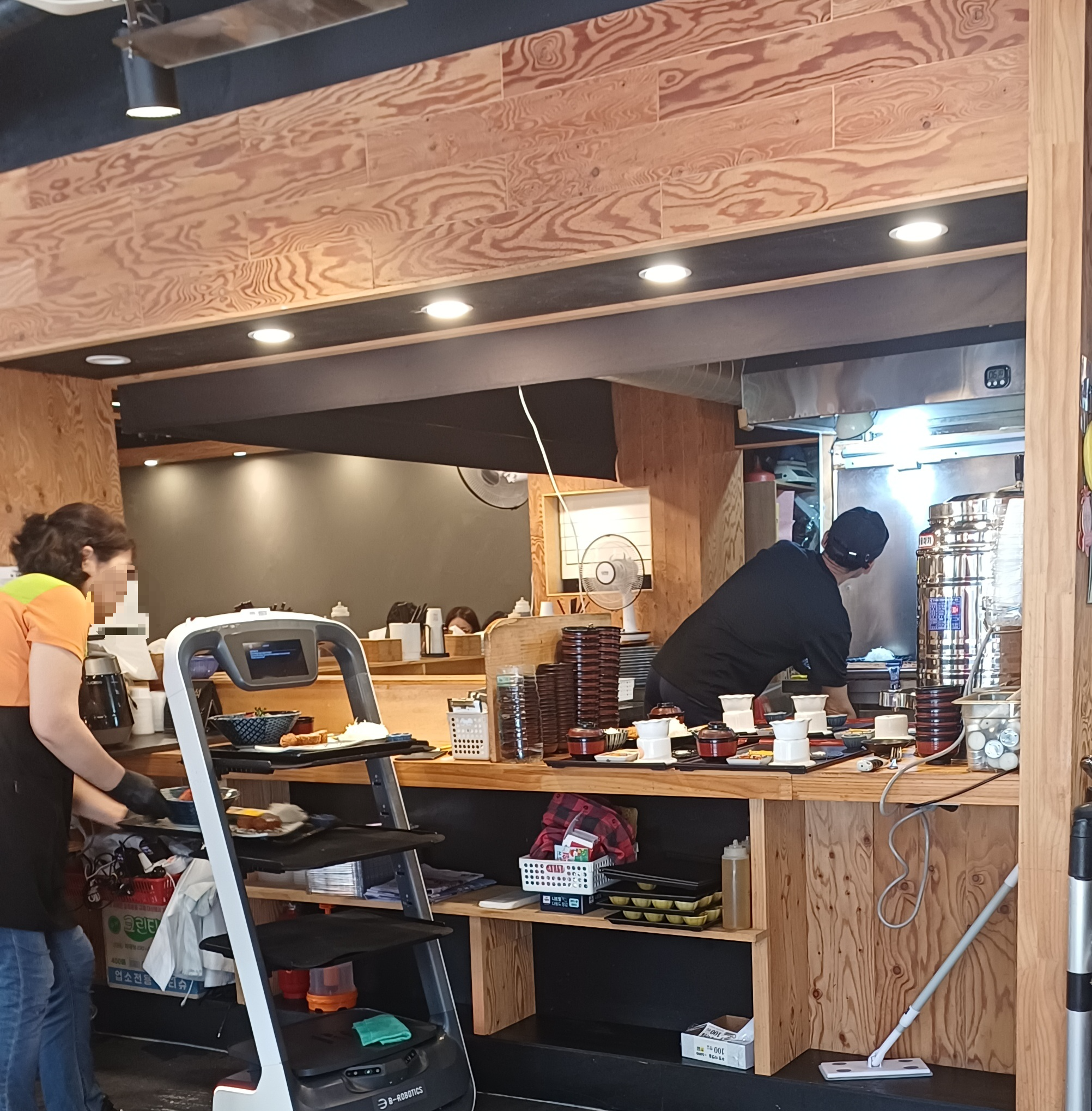 도쿄커틀릿-셀프바-3