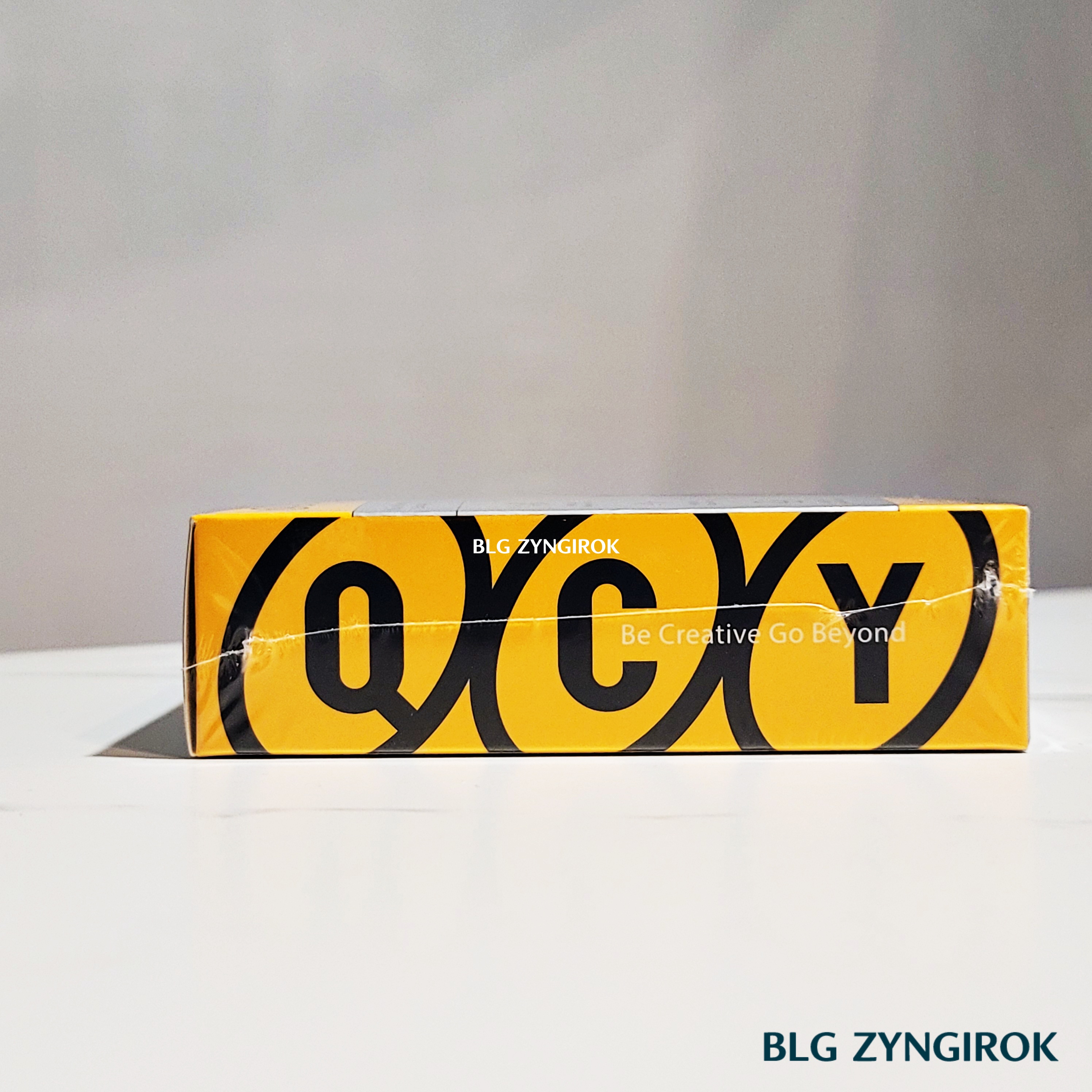 QCY -T11의-박스-옆면