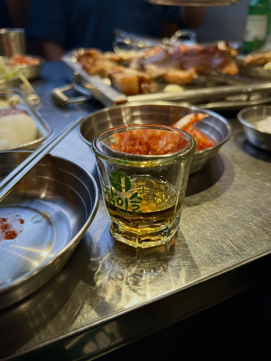 화로상회 회식 자리에서 마신 로얄살루트