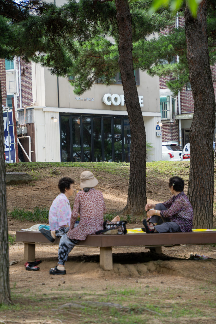 만석공원 쉼터 평상