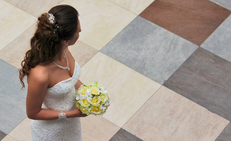 결혼식에-지각하는-꿈