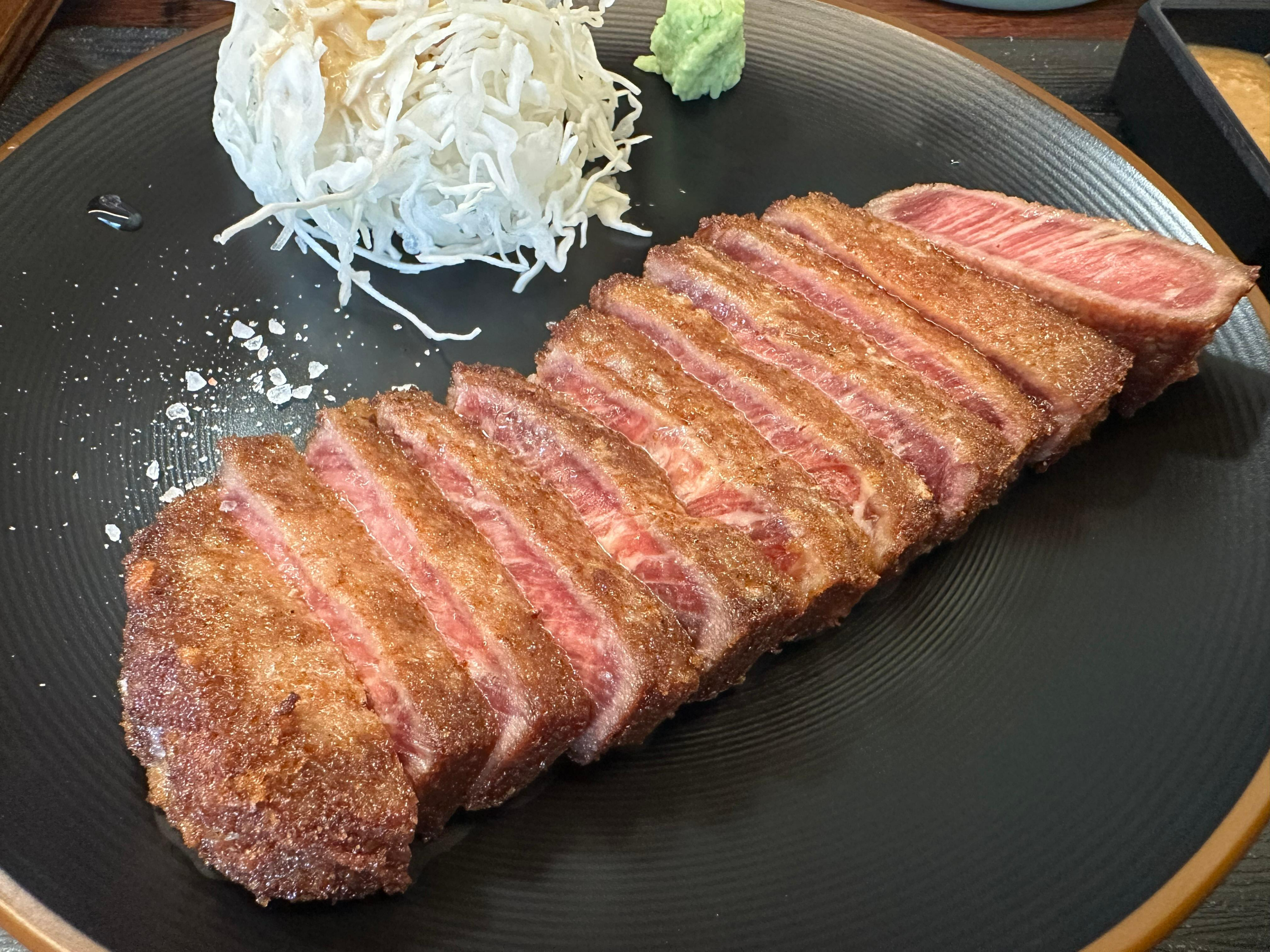 용산 맛집 규카츠정 추천(용산 삼각지 맛집, 규카츠, 직접 화로에 구워먹는, 나만의 화로, 규카츠 정식, 규카츠 타마고텐동 정식, 계란덮밥, 계란튀김, 직원들 모두 친절, 서비스 최고, 인기만점, 웨이팅 대기 주의, 밥 리필 무료)