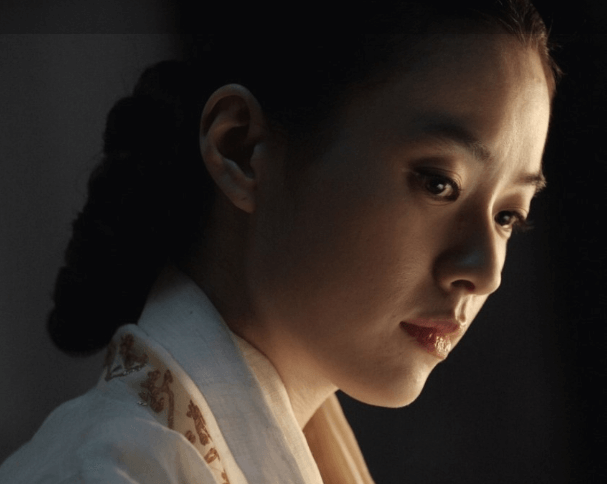 하선의 눈에 비친 궁궐