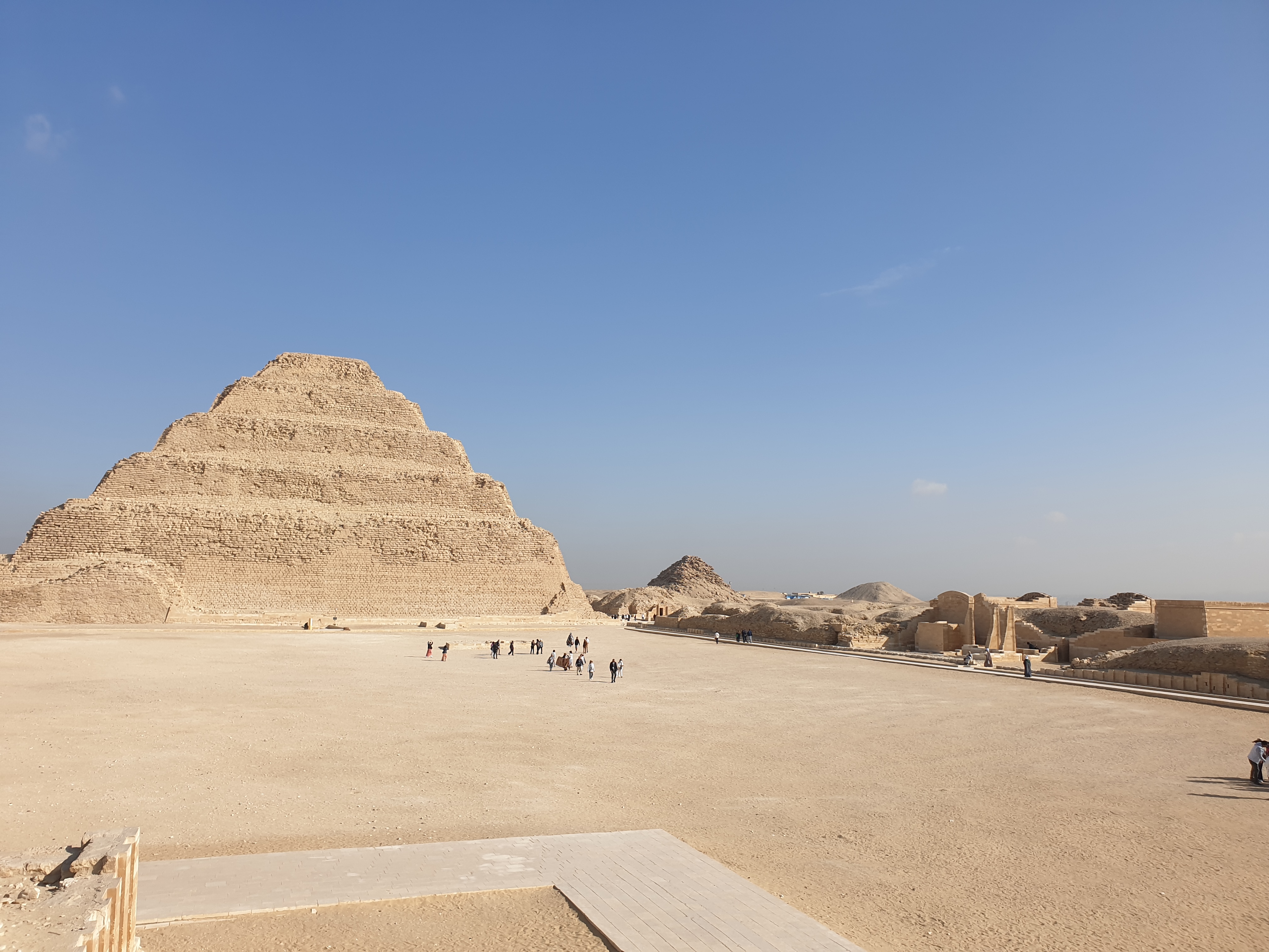 이집트 사카라 최초의 피라미드