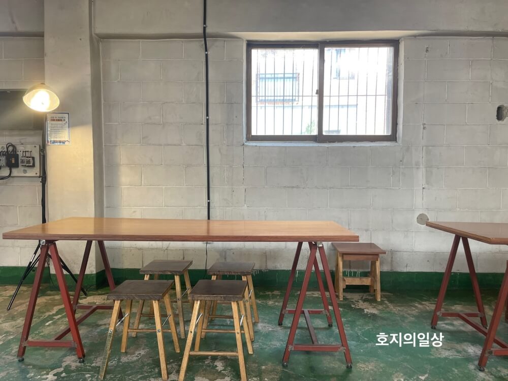 평택 카페&베이커리 맛집 커피냅로스터스HQ - 단체석