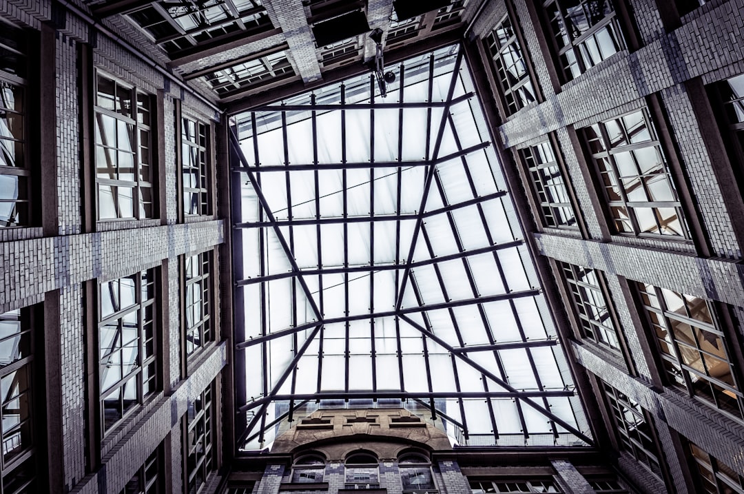 Structure