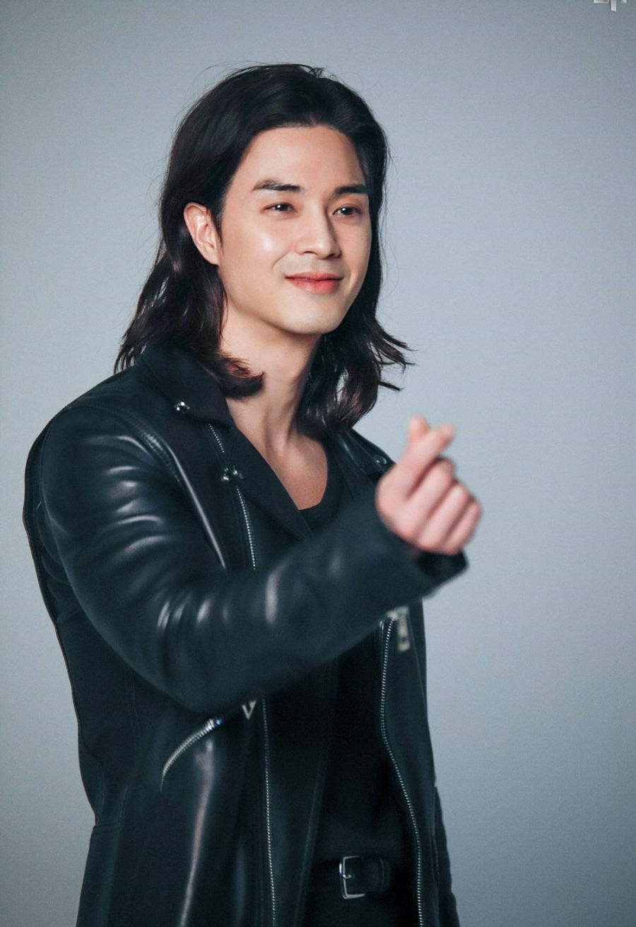 배우 김지훈
