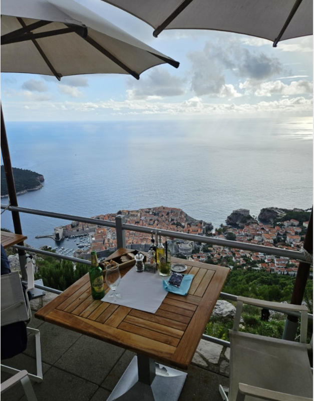 두브로브니크 파노라마 레스토랑