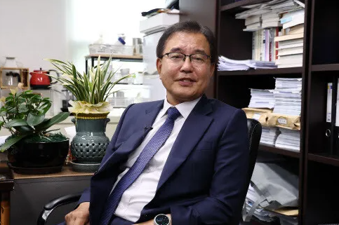 이명현 변호사