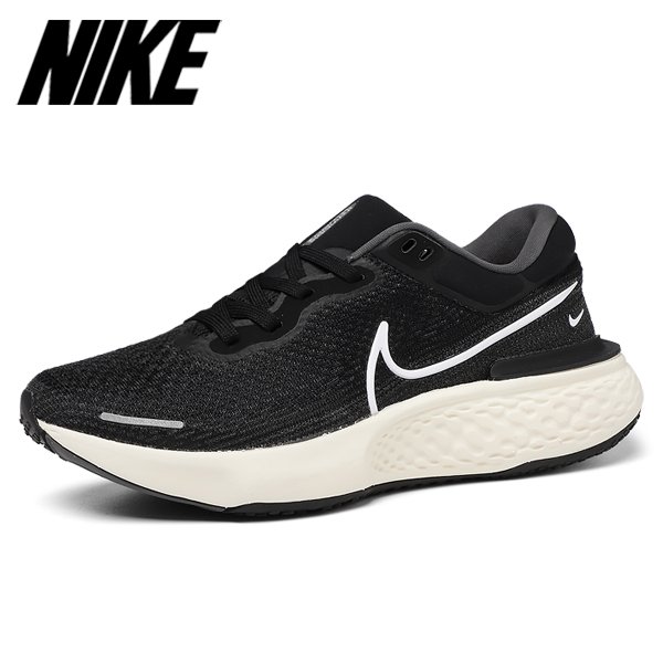 나이키 운동사 사진