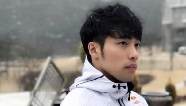 신민철