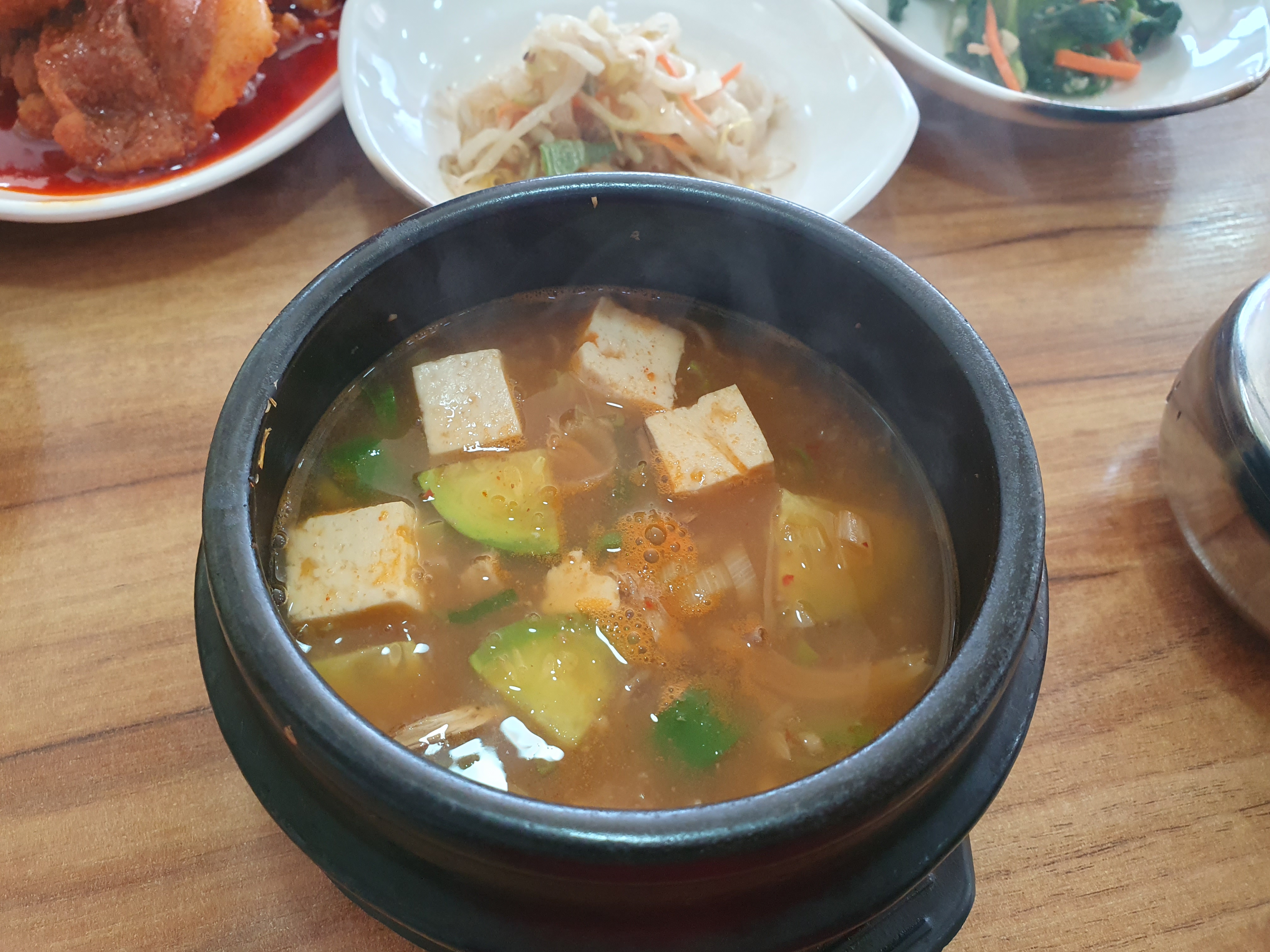 관저동 백반 맛집 명성식당 기본제공되는 된장찌개