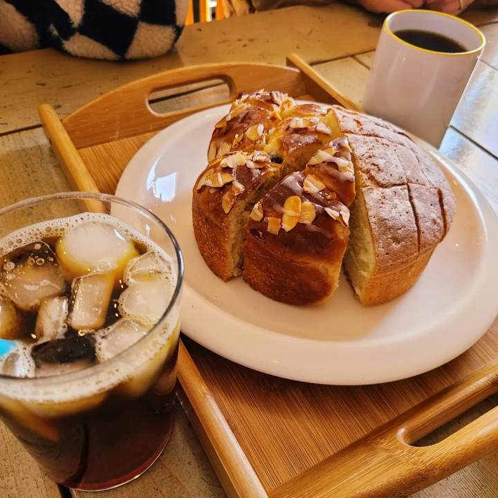 짜먹는 양갱 100% 유기농 밀가루 순수 우유 버터 발효빵 인삼 깻잎 빵 금산 맛집 추천 생방송투데이 수상한 빵집