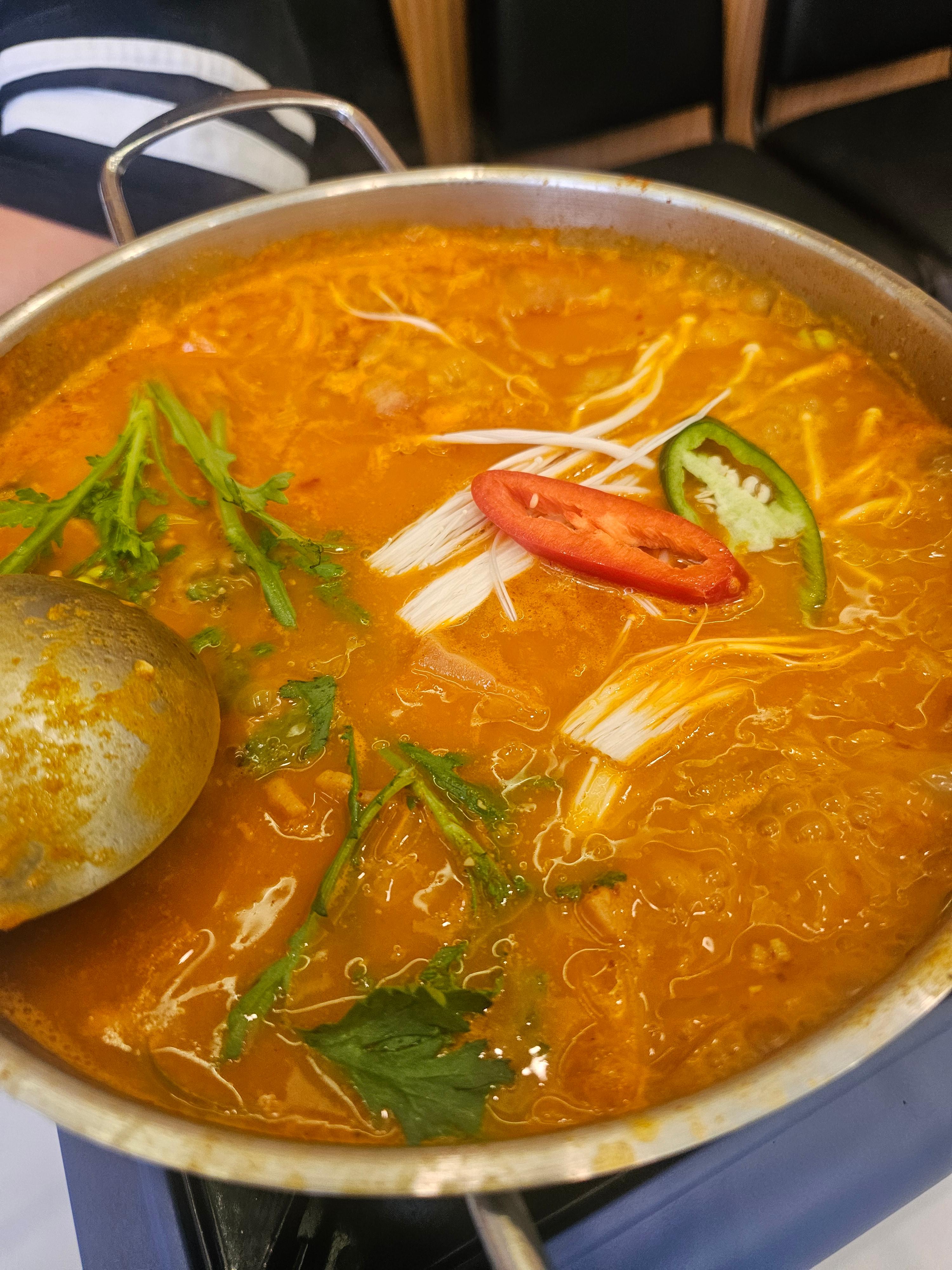 웬징루맛집 부대훠궈 部队火锅