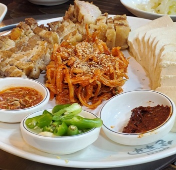 파주-두부보쌈-전현무계획